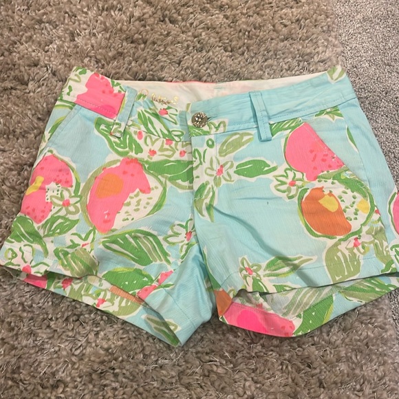 Lilly Pulitzer shorts - Picture 1 of 1